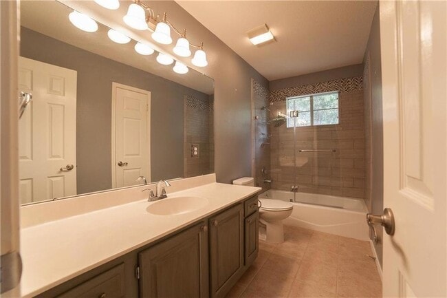 Building Photo - 1701 Idle Hour Cove