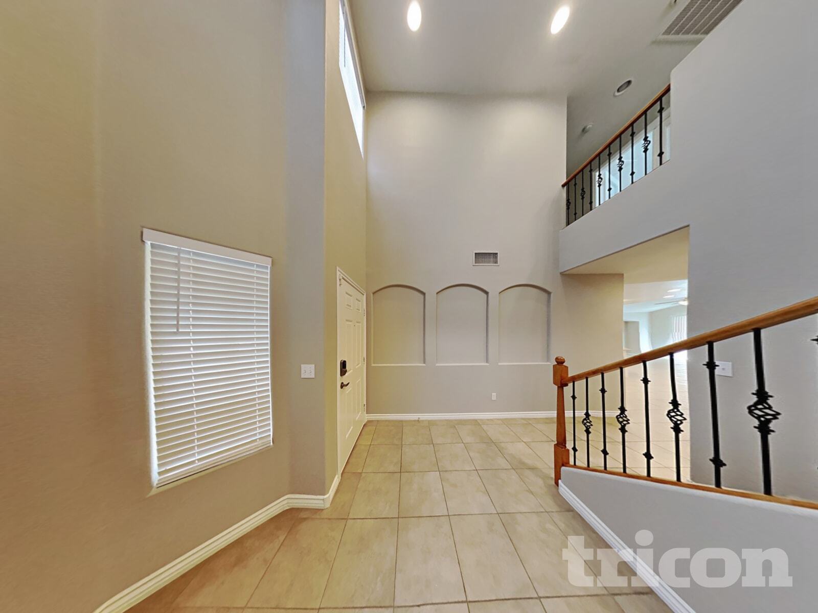 Building Photo - 437 Orchid Oasis Ave