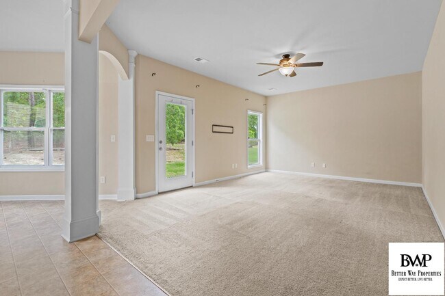 Building Photo - 11 Belhaven Dr