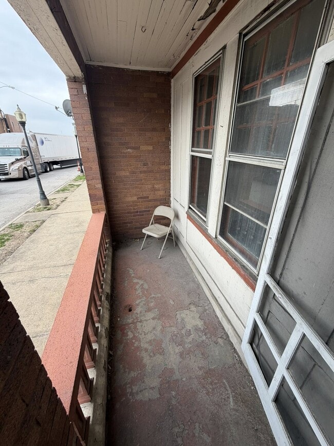 Building Photo - 715 Elberon Ave