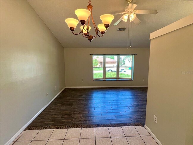 Building Photo - 117 Ridgecrest Dr