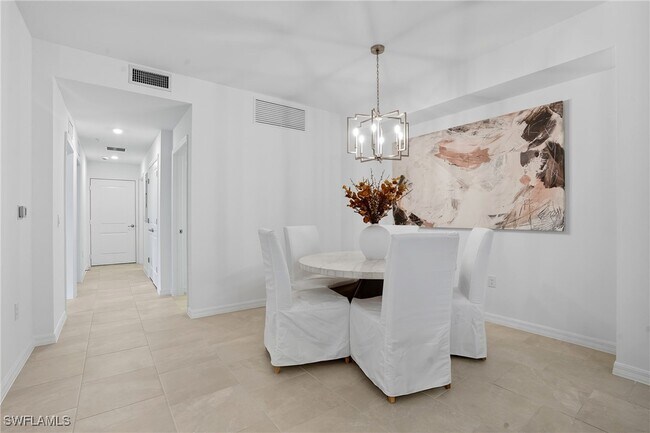 Building Photo - 5667 Melbourne Ct