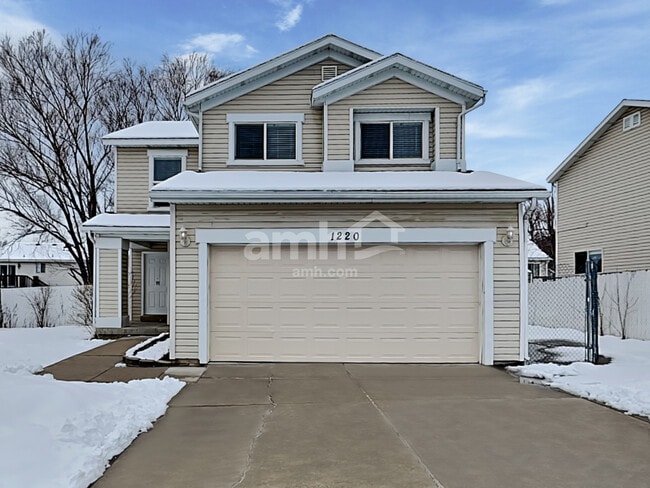 Building Photo - 1220 Lewis Peak Dr