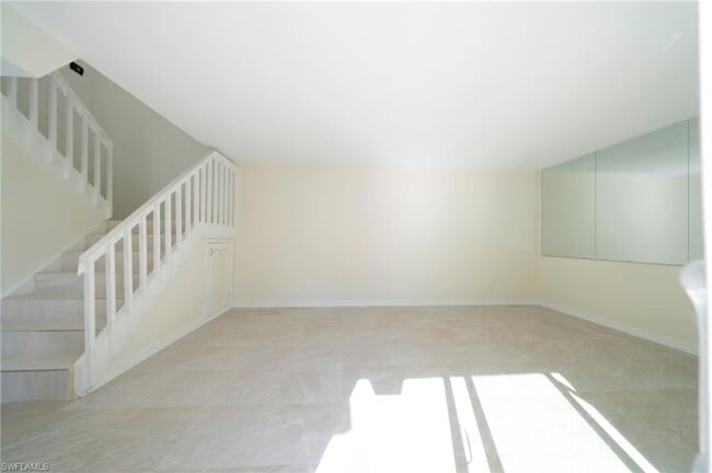 Building Photo - 17451 Silver Fox Dr