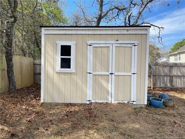 Building Photo - 239 Yorkshire Dr