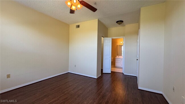 Building Photo - 11490 Villa Grand