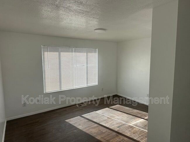 Building Photo - 1149 Nayon St