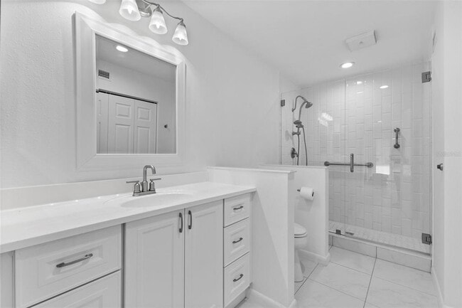 Building Photo - 3010 W Grovewood Ct