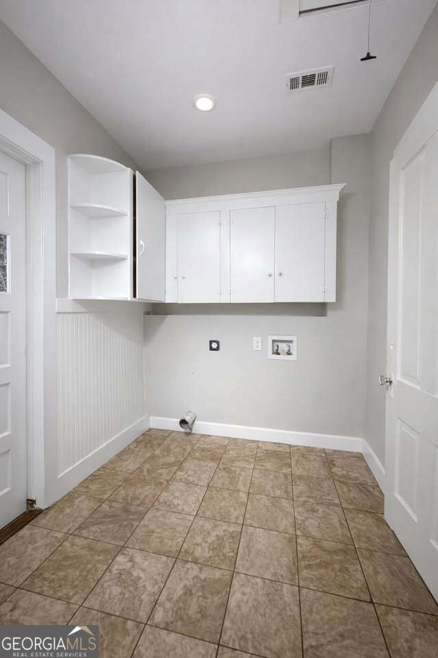 Building Photo - 392 S Cherokee Rd