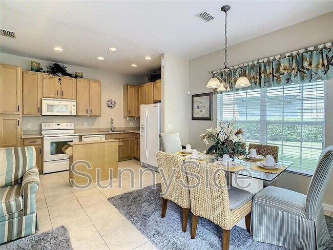 Building Photo - 2390 Caravelle Cir