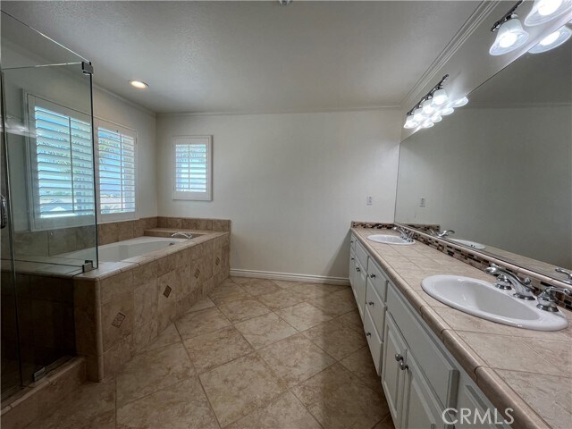 Building Photo - 1431 Red Bird Ct