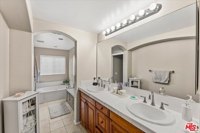 Building Photo - 3653 Medici Ln
