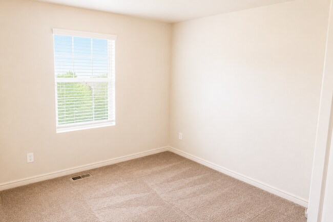 Building Photo - Lovely Home for Rent