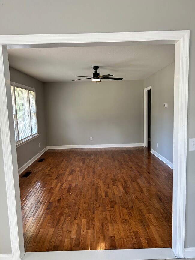 Building Photo - 5305 Bayleaf Dr