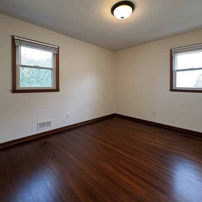 Building Photo - 1221 Vincent Pl