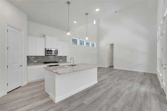 Building Photo - 1406 Haybale Ln