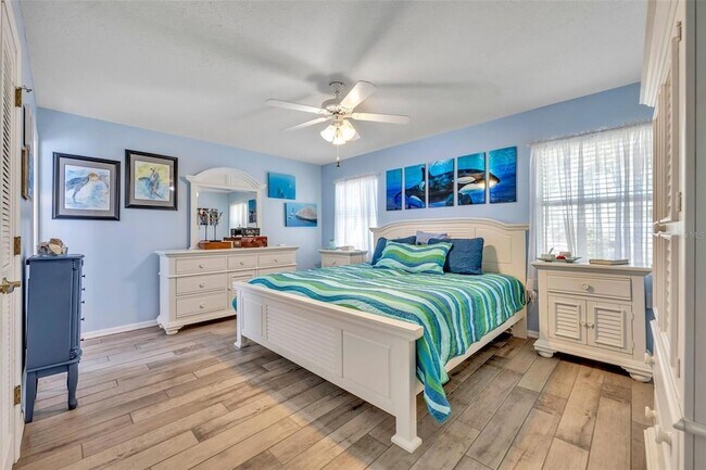 Building Photo - 11768 W Riverhaven Dr