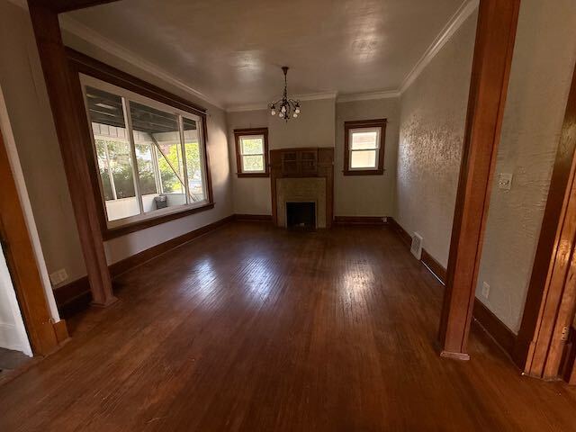 Building Photo - 1601 W Ayres Ave