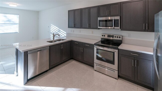 Building Photo - 28754 SW 134th Ct