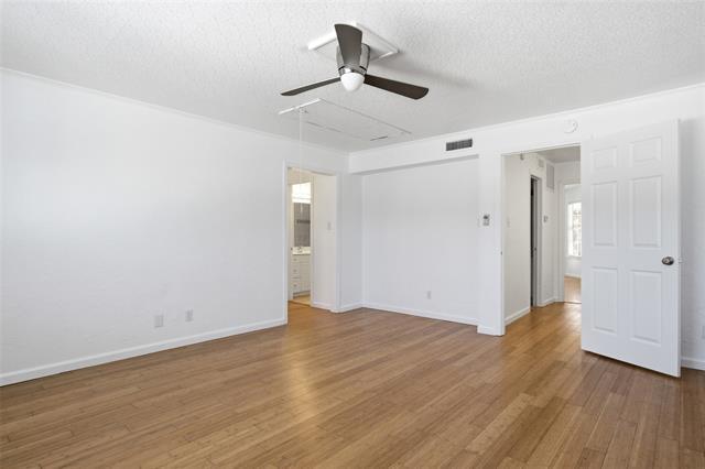 Building Photo - 5810 Marina Dr