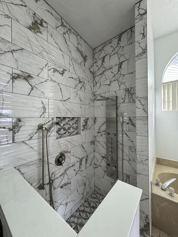 Building Photo - 664 Wyckliffe Pl