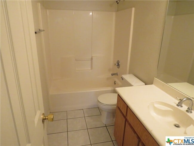 Building Photo - 3907 Hitchrock Dr