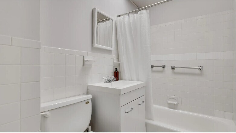 Building Photo - 823 Dorchester Ave