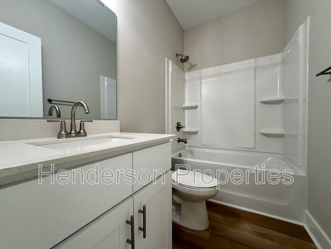 Building Photo - 75 Woodsdale Pl SE