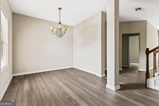 Building Photo - 4824 Clarkstone Cir