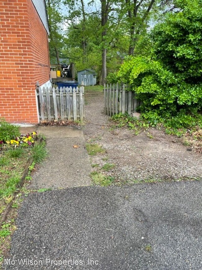 3 br, 1.5 bath House 14235 Caroline Street 14235 Caroline St