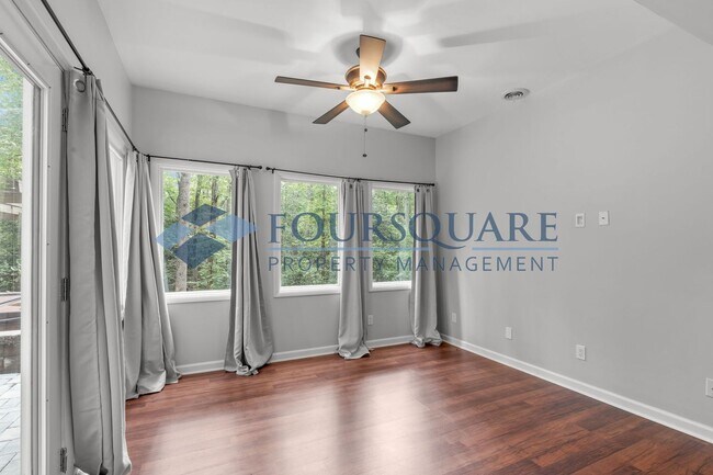Building Photo - Single Family | One-acre lot in Powell Far...