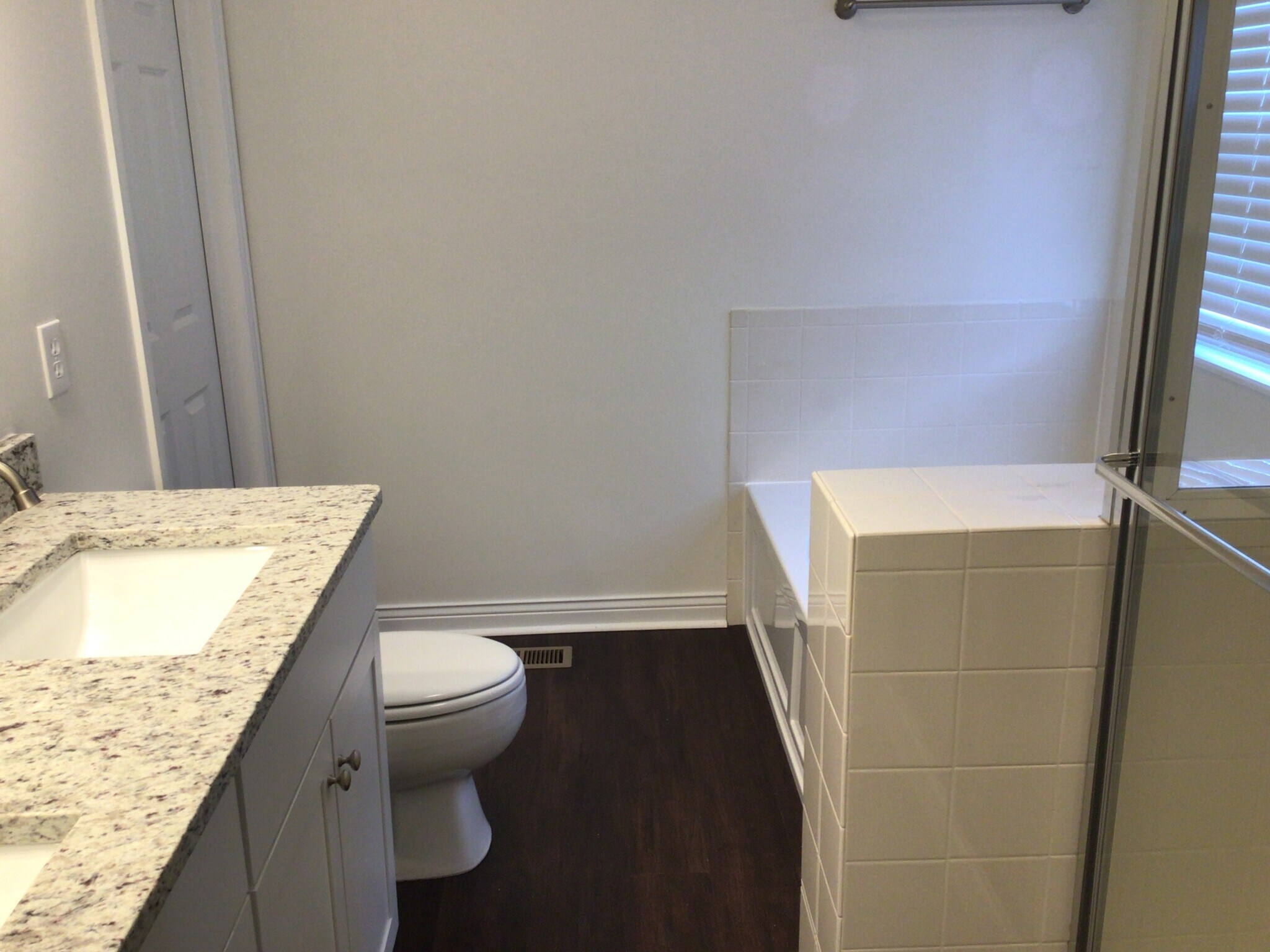 Building Photo - 1557 Pheasant Run Dr