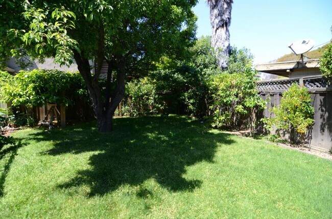 Building Photo - 126 22nd Ave