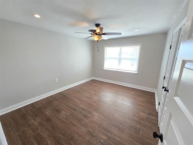 Building Photo - 1261 N Patterson Ave