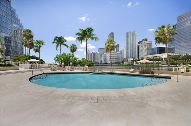 Building Photo - 701 Brickell Key Blvd