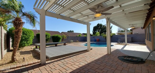 Building Photo - 4117 W Menadota Dr