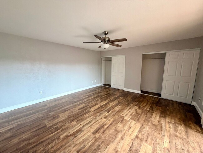 Building Photo - $1600-$2000 P.M