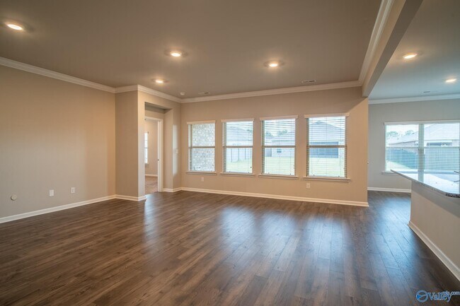 Building Photo - 26382 Jones Spg Dr