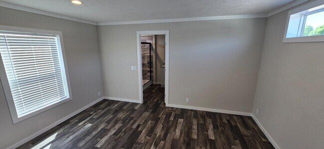 Building Photo - 603 Gallop Ct