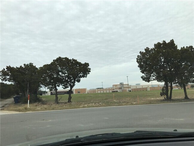 Building Photo - 801 Melda St