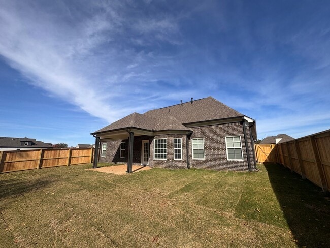 Building Photo - 6195 Clover Ct