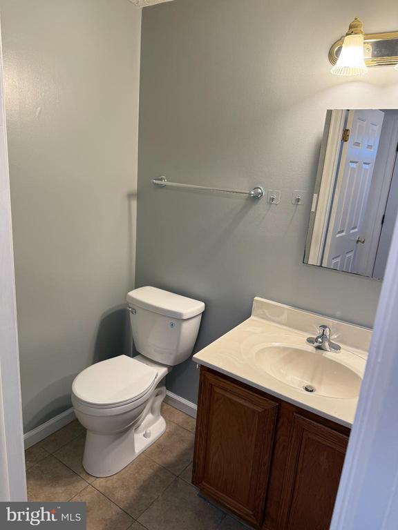 Building Photo - 9252 Pirates Cove