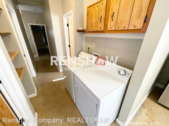 Building Photo - 3 br, 2 bath House - 226 Looney Ave