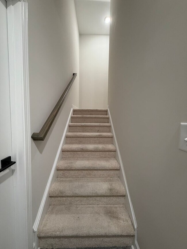 Building Photo - Stunning 3 Bed | 3.5 Bath Townhome in Atlanta’s Sought-After Upper Westside (30318)