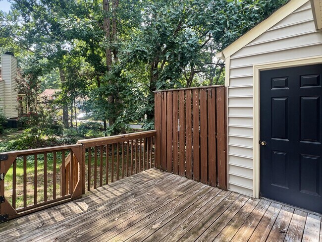 Building Photo - 6749 Chauncey Dr