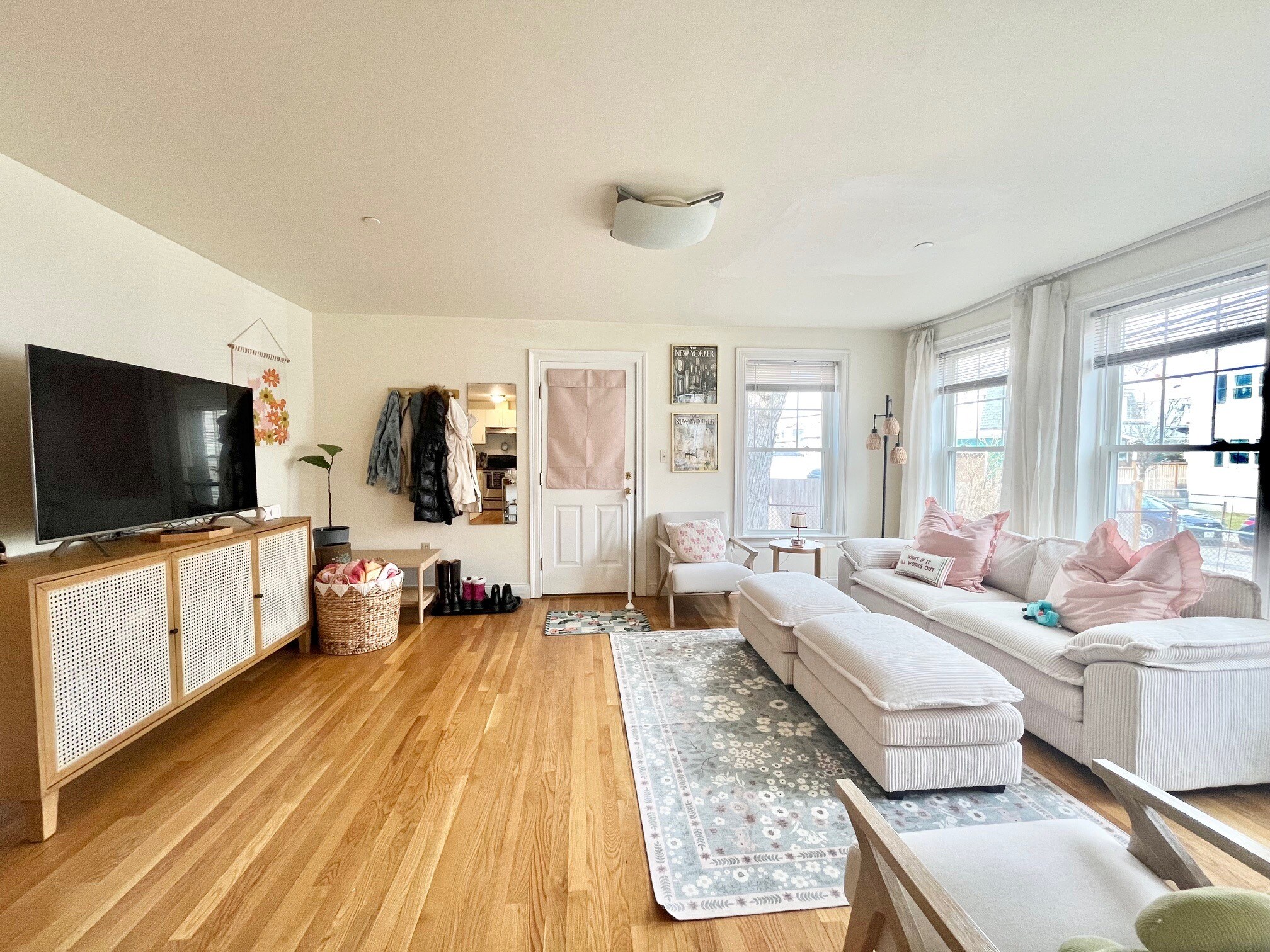 Building Photo - 17 Raymond St