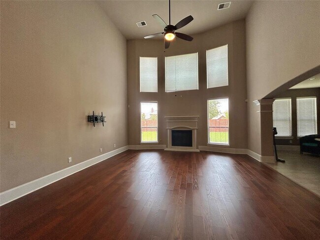 Building Photo - 3426 Stone Springs Dr