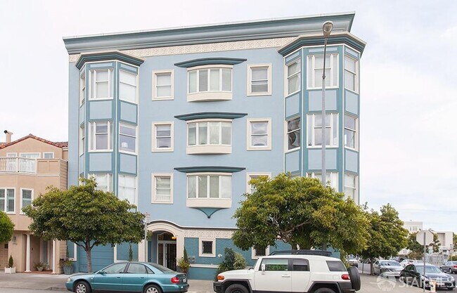 Primary Photo - 3700 Divisadero St