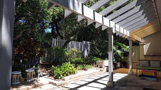 Building Photo - 4303 Gull Cove