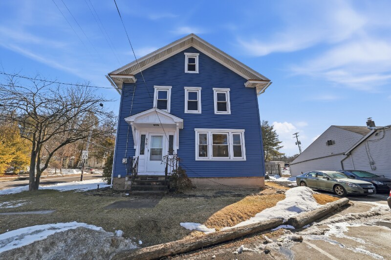 Building Photo - 630 N Courtland St